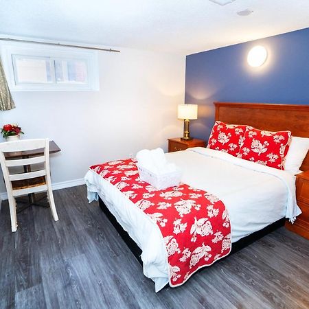 Cozy 3Br 2Bth Lower Unit, A Min To Hwy401, 404 & Dvp Villa Toronto Bagian luar foto