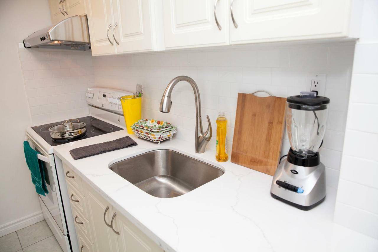 Cozy 3Br 2Bth Lower Unit, A Min To Hwy401, 404 & Dvp Villa Toronto Bagian luar foto